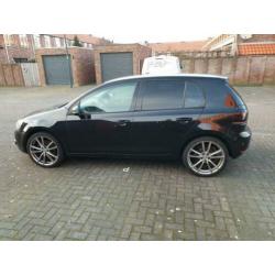 Volkswagen Golf 1.4 TSI Highline motor gereviseerd!