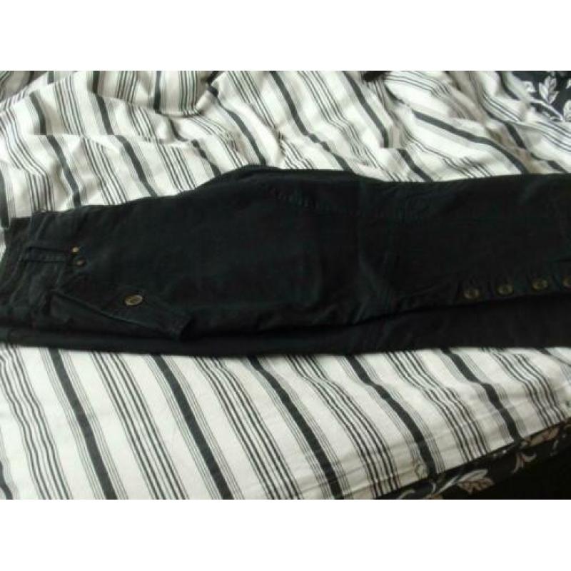 Armani Jeans: Zwarte Driekwart Broek - damesmaat 44