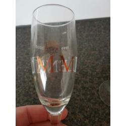 4 millennium champagne glazen