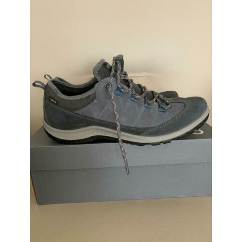 Dames ECCO sport/wandel schoenen maat 38