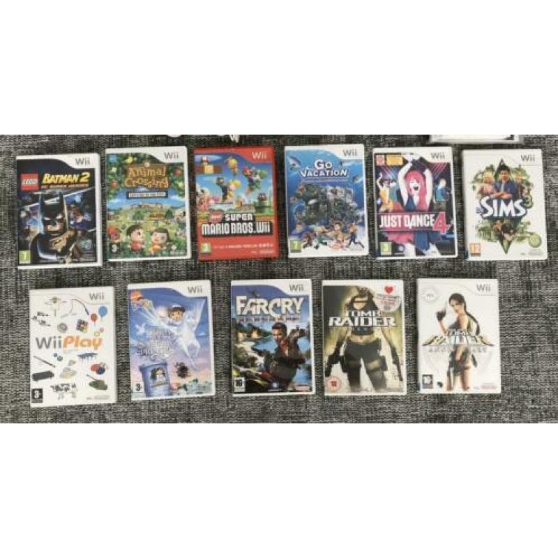 Nintendo Wii incl. 2 controllers & nunchuck plus 11 spellen!