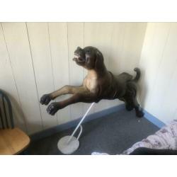 Grote houten draaimolen hond