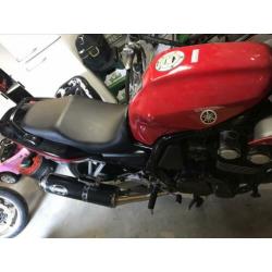 Yamaha Fazer 600 FZ6