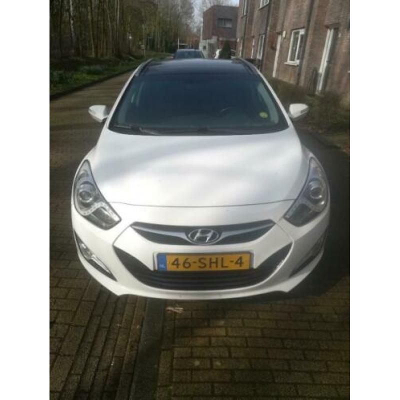 Hyundai I 40 1.7 Crdi 85KW Stationwagon 2011 Wit