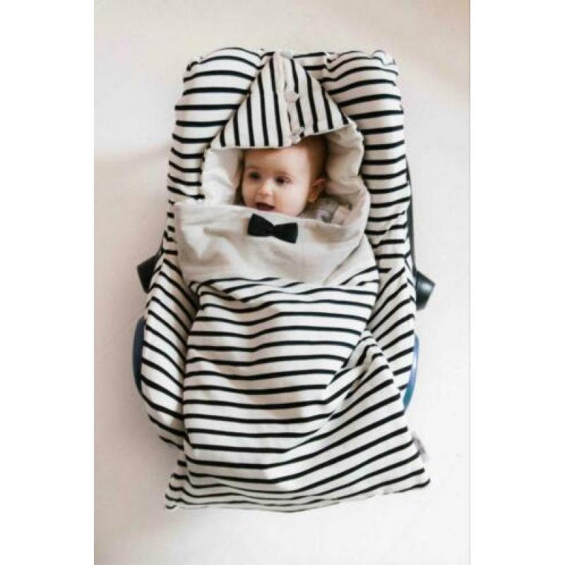 House of Jamie voetenzak en maxi cosi hoes