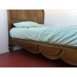 Antiek bed twijfelaar 130x190
