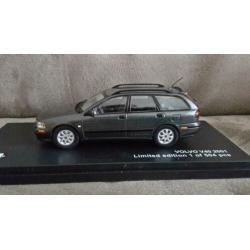Triple 9 Volvo V40 2001 1/43
