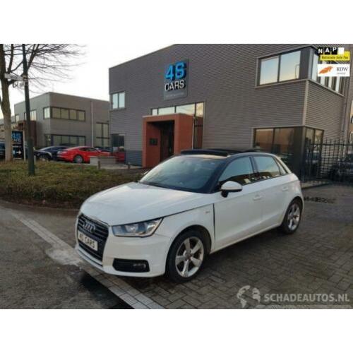 Audi A1 1.4 TFSI S-Line CoD PANO/NAVI/KEYLESS 150PK RIJDBAAR
