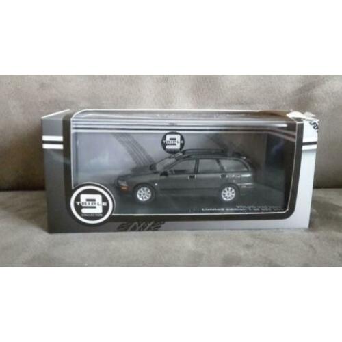 Triple 9 Volvo V40 2001 1/43