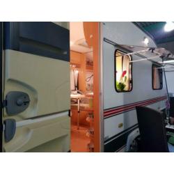 Beyerland Sprinter LX 440 TSF 2004 / VOORTENT EN LUIFEL