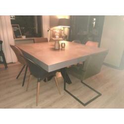 TAFEL 160x160 cm NU OPHALEN betonstuc betoncire tafel