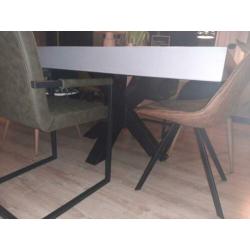 TAFEL 160x160 cm NU OPHALEN betonstuc betoncire tafel