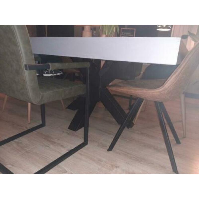TAFEL 160x160 cm NU OPHALEN betonstuc betoncire tafel