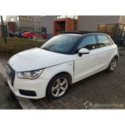 Audi A1 1.4 TFSI S-Line CoD PANO/NAVI/KEYLESS 150PK RIJDBAAR