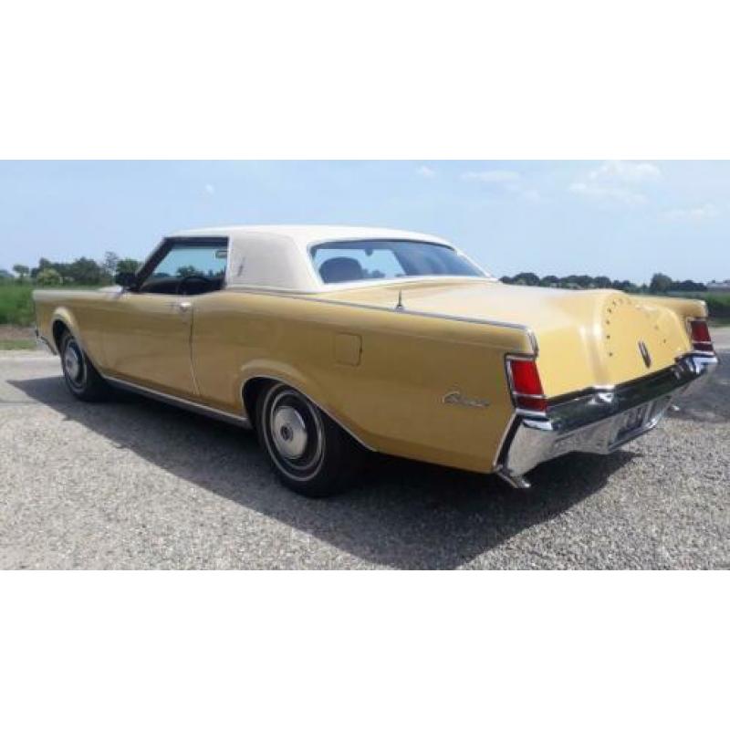 Lincoln Continental Mark III 1971 Geel