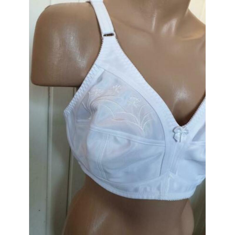 Nieuw sassa bh zonder beugel 100B (r380)