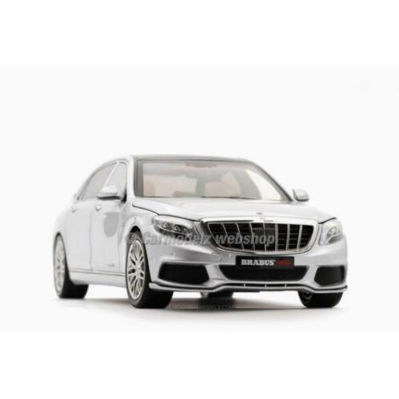 Almost Real 1/18 Brabus 900 Merc. Maybach zilver ALM860103