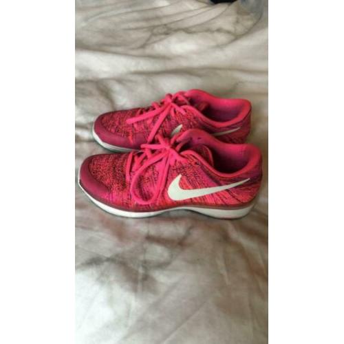 Nike tennisschoenen roze