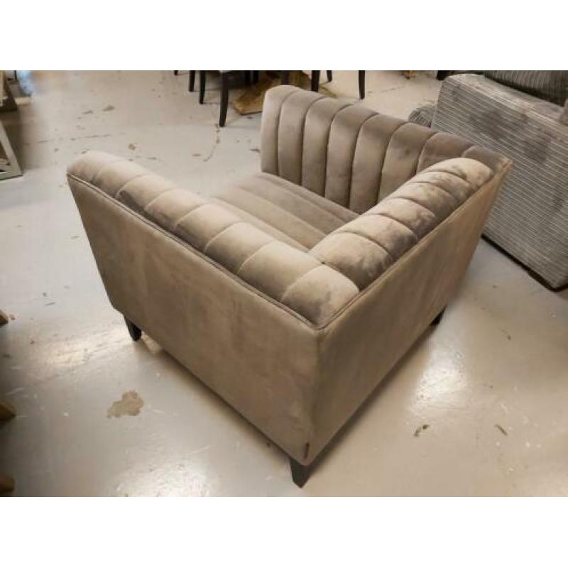 Showroom Richmond fauteuil Cassandra stone