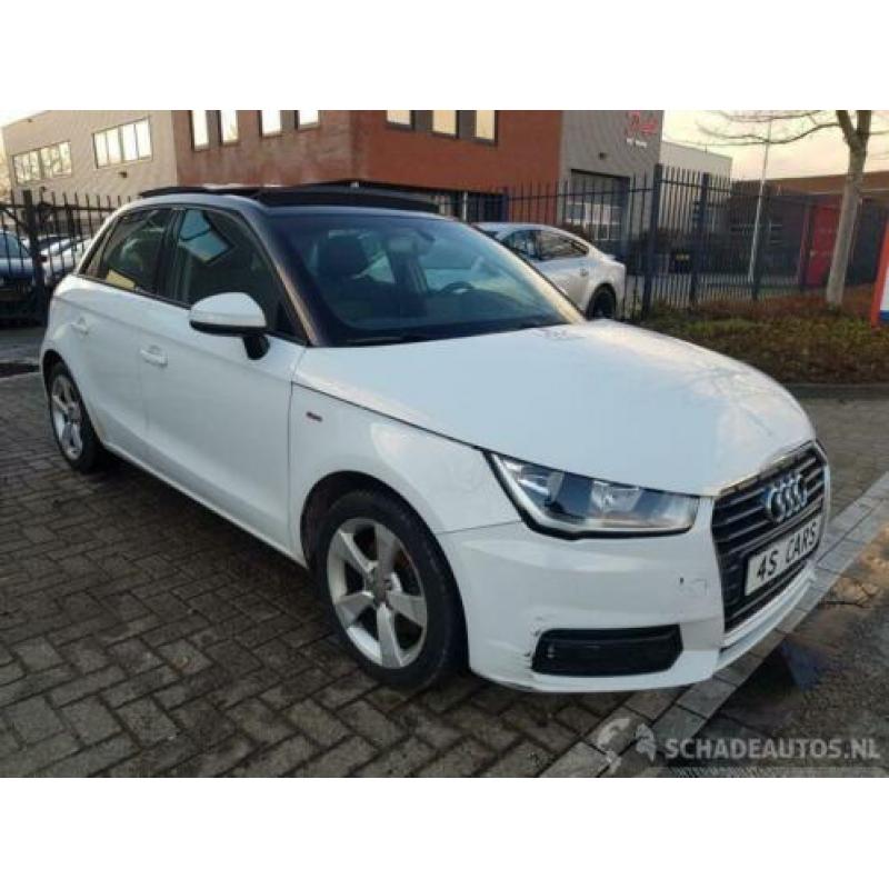 Audi A1 1.4 TFSI S-Line CoD PANO/NAVI/KEYLESS 150PK RIJDBAAR