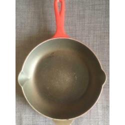 Cousances nu Le Creuset: rode steelpan