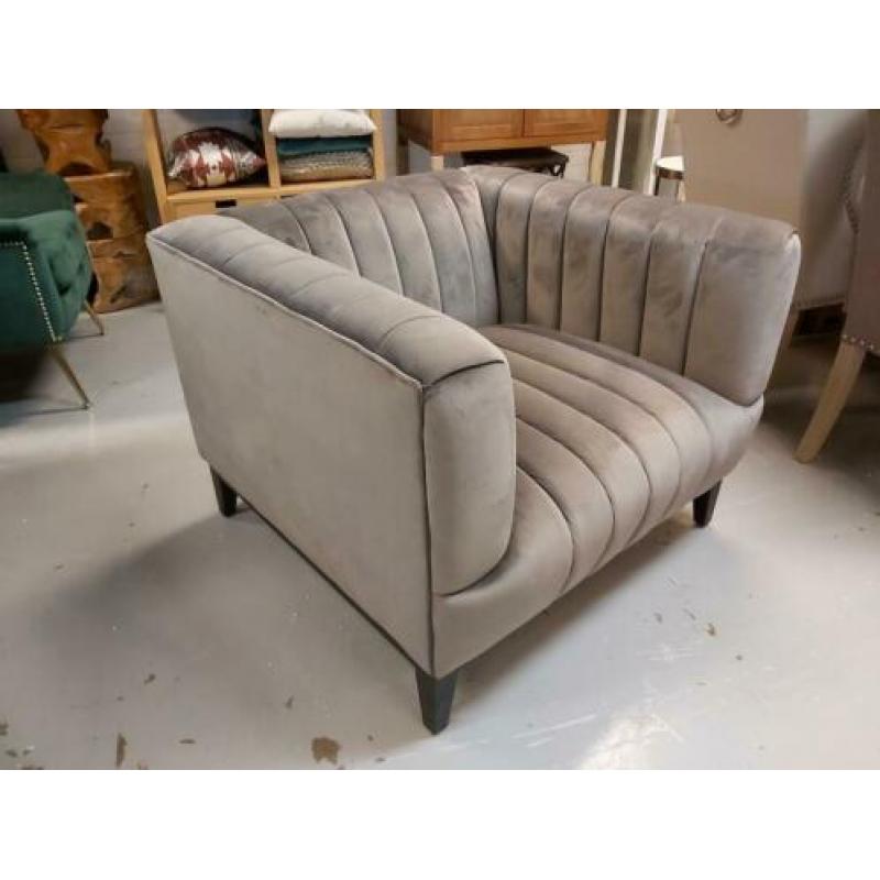 Showroom Richmond fauteuil Cassandra stone