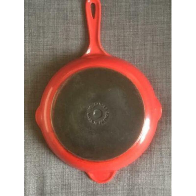 Cousances nu Le Creuset: rode steelpan