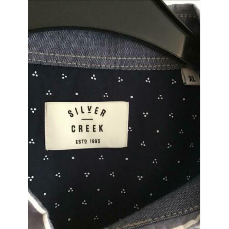 Leuk blauw wit overhemd maat XL ....merk Silvercreek