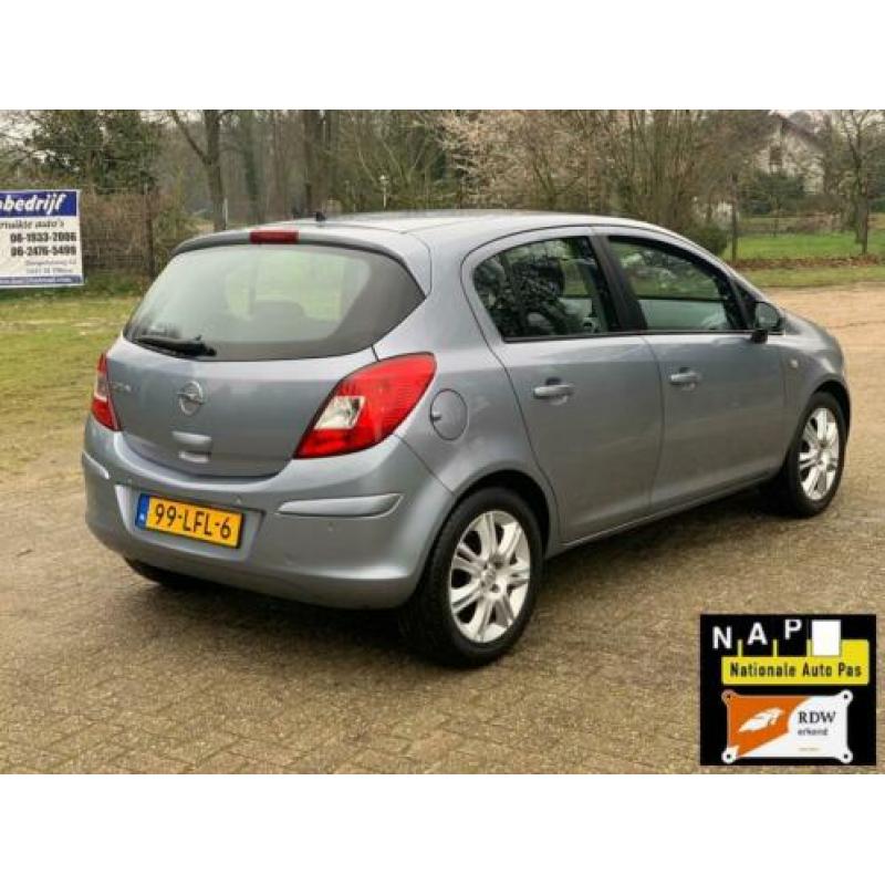 Opel Corsa 1.4-16V Cosmo Airco Cruise Elekt Raam Leer NAP