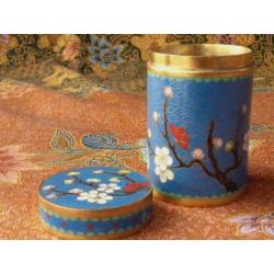 Mooi oud Chinees kruidenpotje van cloisonne 7,7 cm.