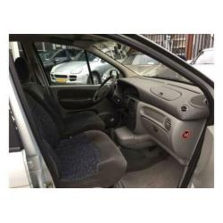 Renault Scenic 1.8 16V Privilege