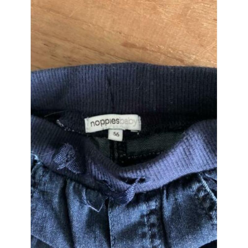 Noppies broekje maat 56