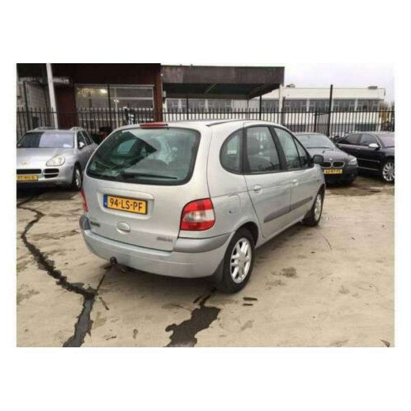 Renault Scenic 1.8 16V Privilege