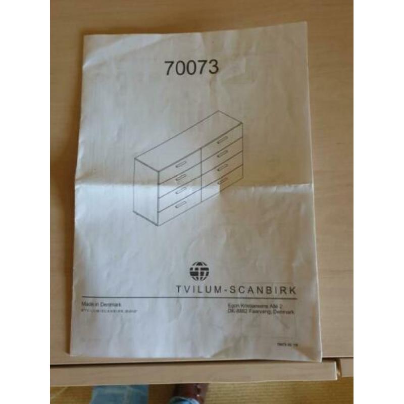 8 laden kast afmetingen 140 cm x 40 cm x 80 cm (b x d xh)