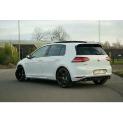 Volkswagen Golf 2.0 TSI GTI Performance DSG|Panoramadak|ACC|