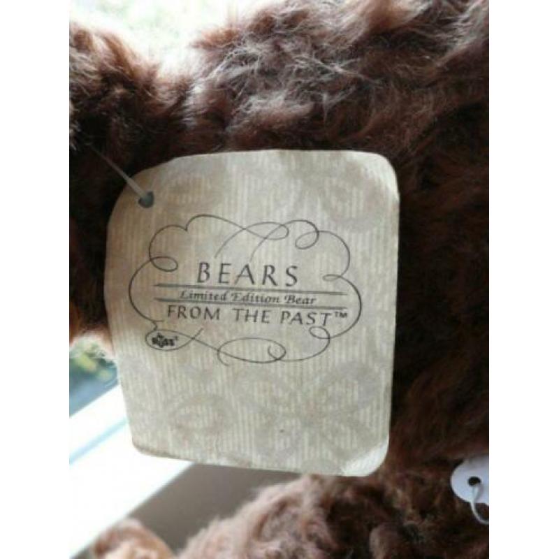 Gelimiteerde Russ beer uit de serie ‘Bears from the past’