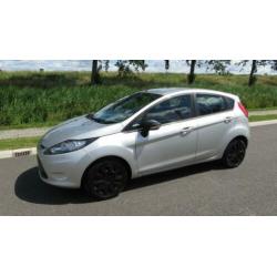 Ford Fiesta 1.4 Titanium * 6 X Fiesta * v.a. 5450,- OP VOORR