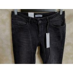 Super mooie zwarte jeans van Purewhite (Maat 30)