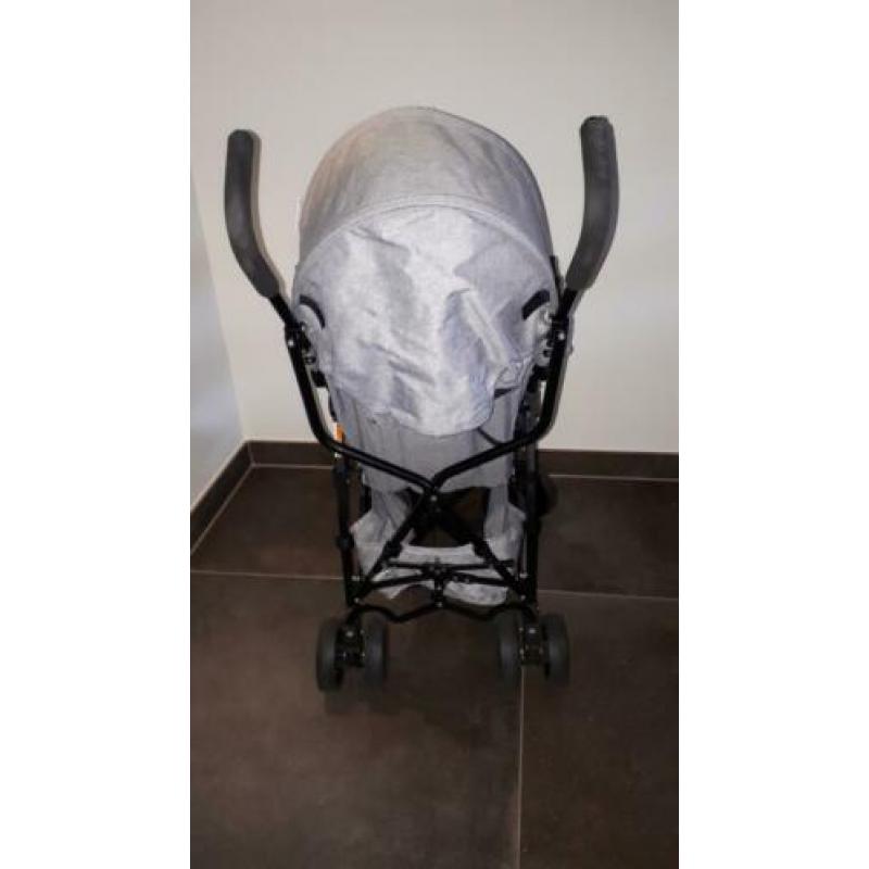 Buggy zo goed als nieuw