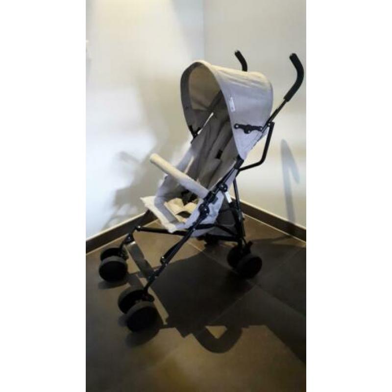 Buggy zo goed als nieuw