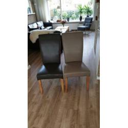6 mooie stoelen weg ivm overcompleet