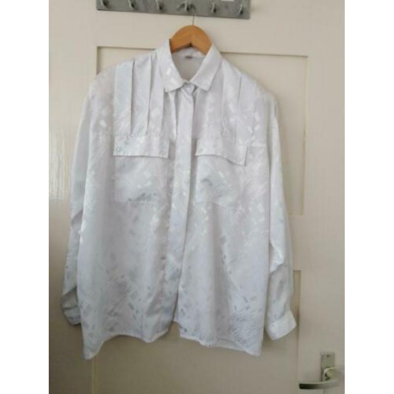 Grote maat dames blouse maat 46 gedragen in goede staat