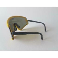 oakley vintage 80's sport/ ski zonnebril in zeer goede staat