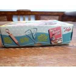 Vintage garneerspuit, Tala icing set