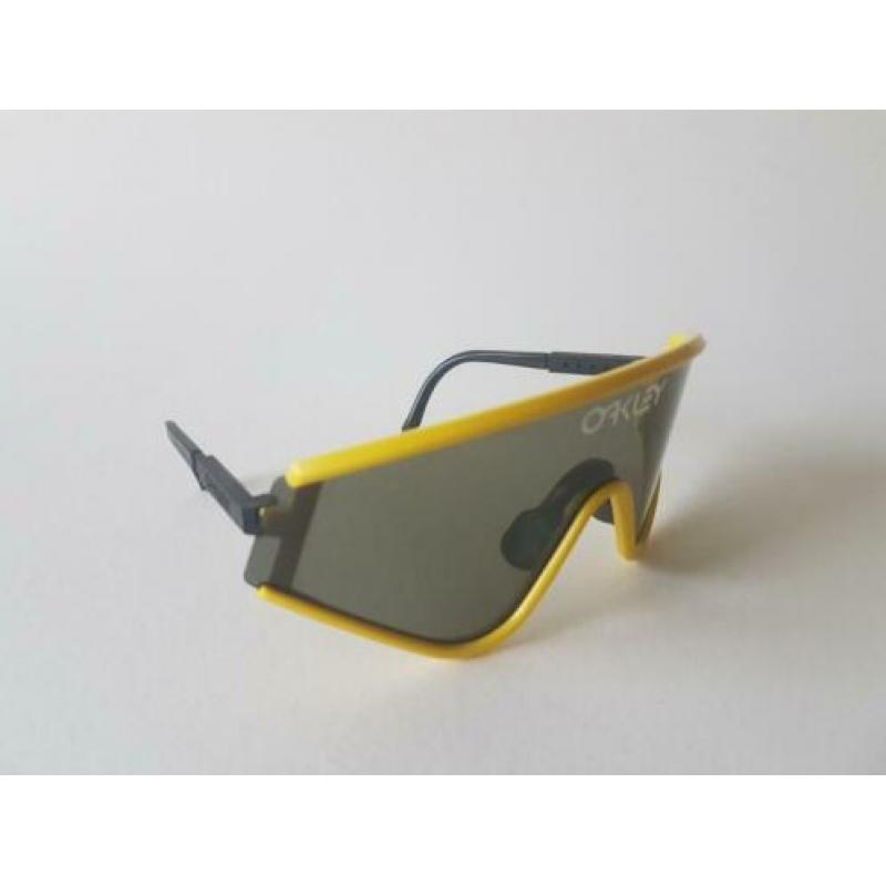 oakley vintage 80's sport/ ski zonnebril in zeer goede staat