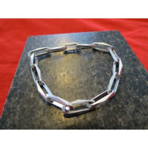 Forever closed Zilveren armband