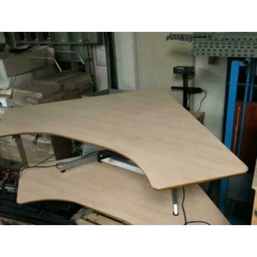 Ergonomisch zit / sta bureau merk: Lensveld 64,5 tot 121cm