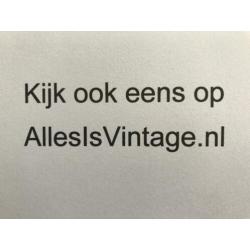 Retro Platte ABC persglazen schaal Leerdam