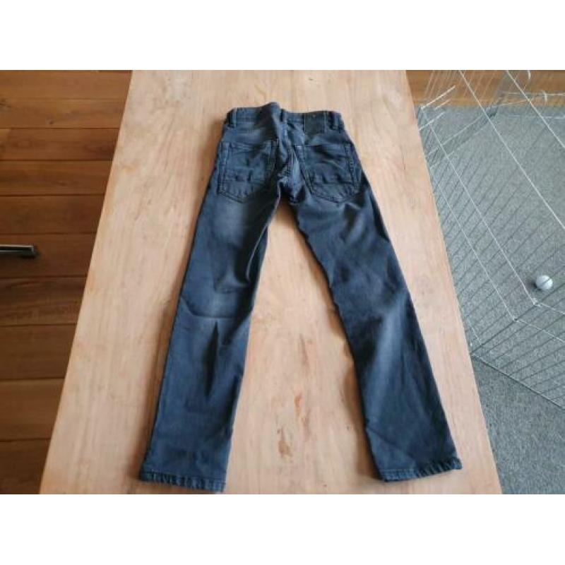 Vingino jeans maat 8
