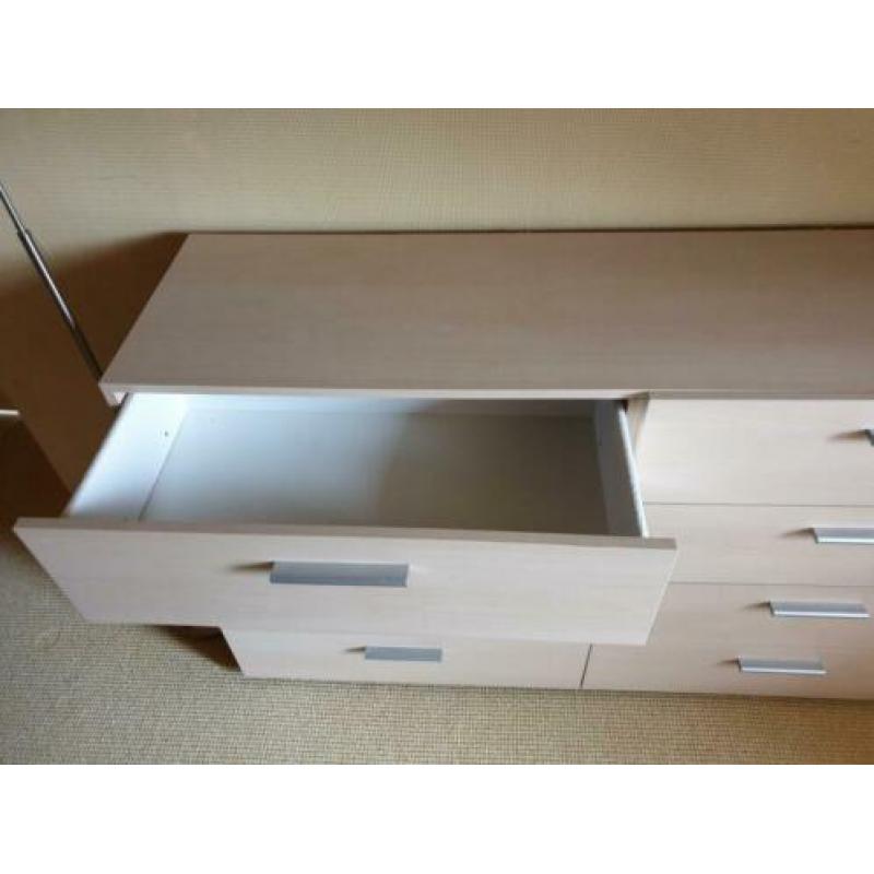 8 laden kast afmetingen 140 cm x 40 cm x 80 cm (b x d xh)